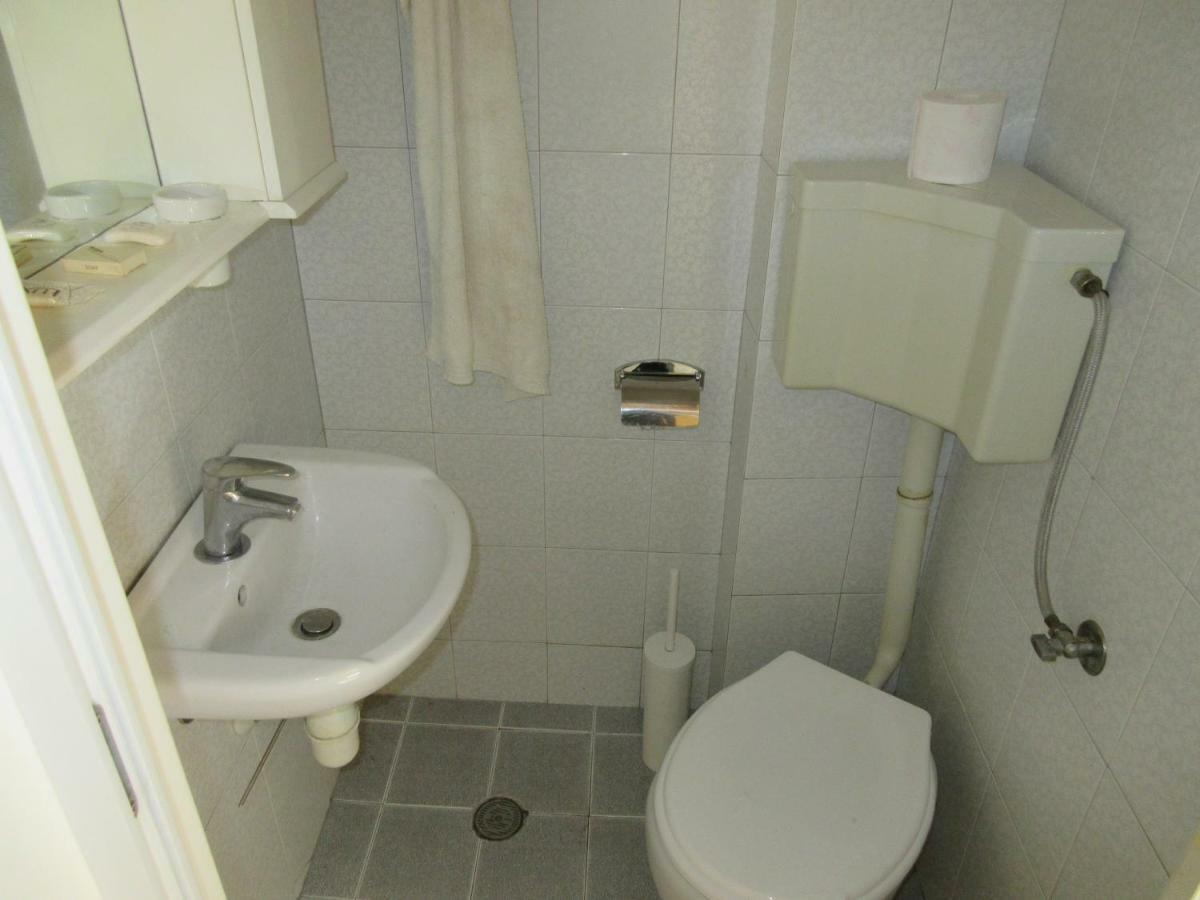 Toula Apartment リトコロン エクステリア 写真